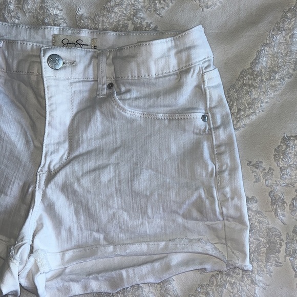 Jessica Simpson white denim shorts - Picture 2 of 4
